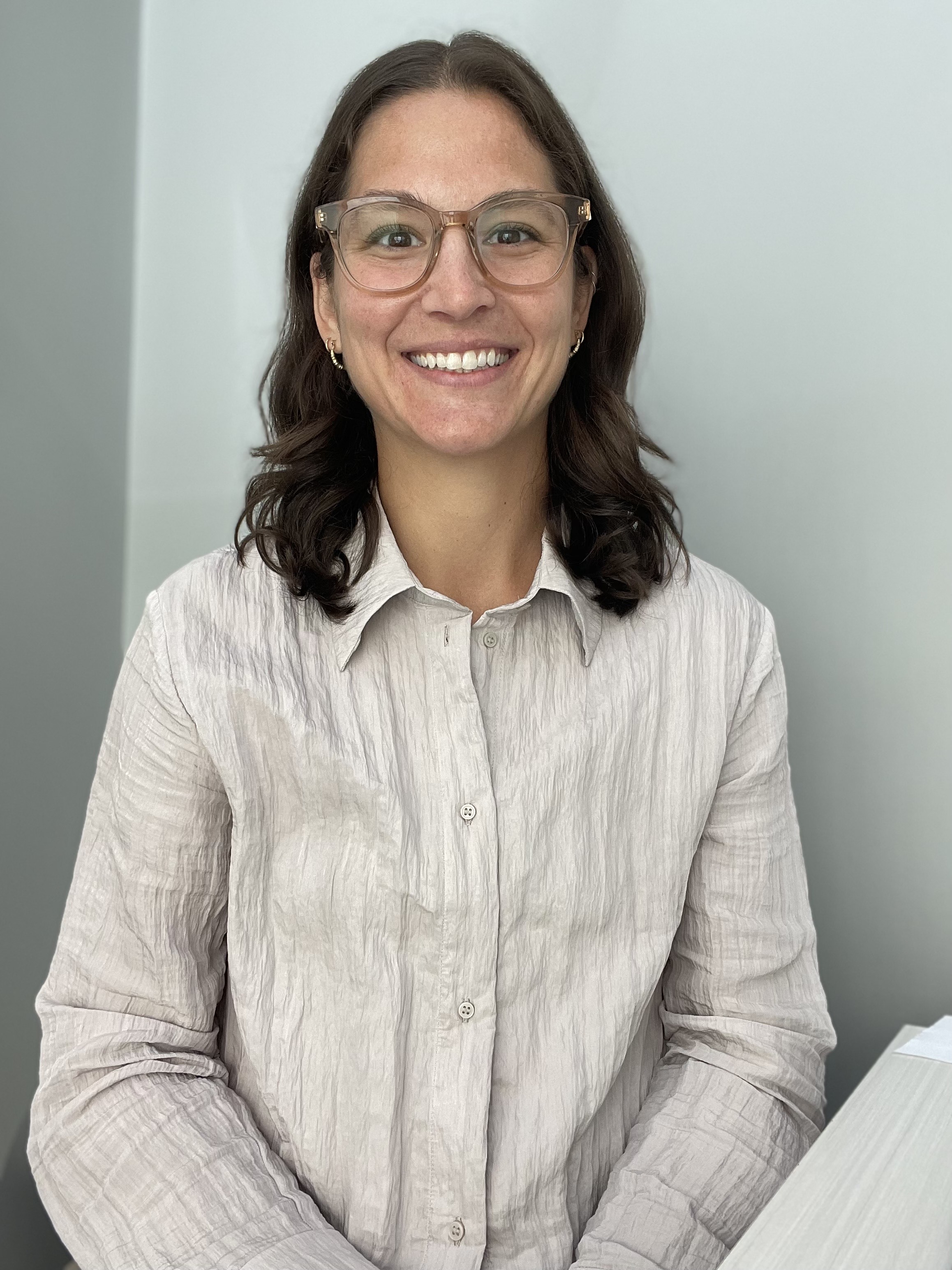 Dr. Julia Friesen